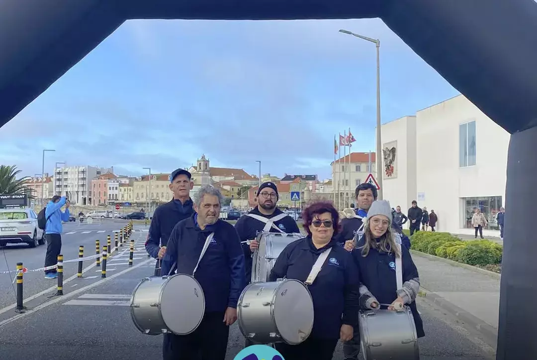 O Grupo de Bombos da Cercipeniche, animou o evento VII Grande Prémio organizado pela associação Peniche a Correr. Logo Cercipeniche