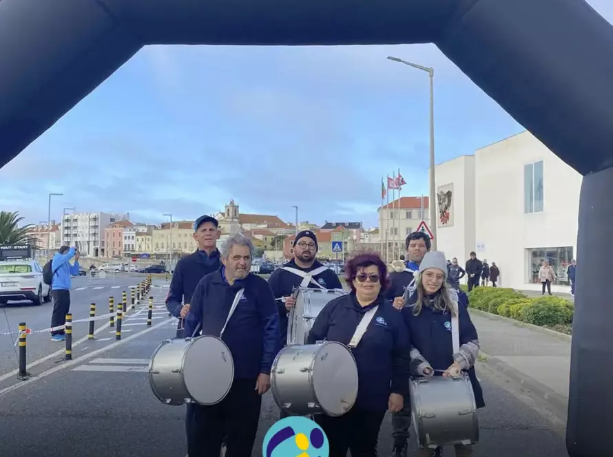 O Grupo de Bombos da Cercipeniche, animou o evento VII Grande Prémio organizado pela associação Peniche a Correr. Logo Cercipeniche